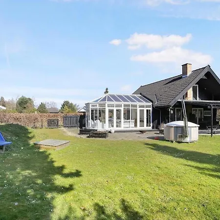 3 Bedroom Stunning In Holiday home