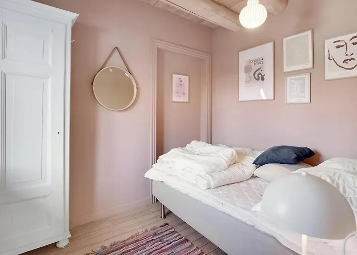 בית נופש 3 Bedroom Stunning In